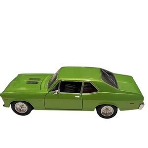 Maisto 1970 Chevrolet Nova SS Diecast Vehicle Lime Green